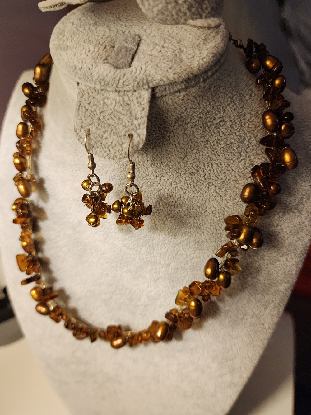 Gold-Tone Beaded Cluster Necklace with Matching Earrings